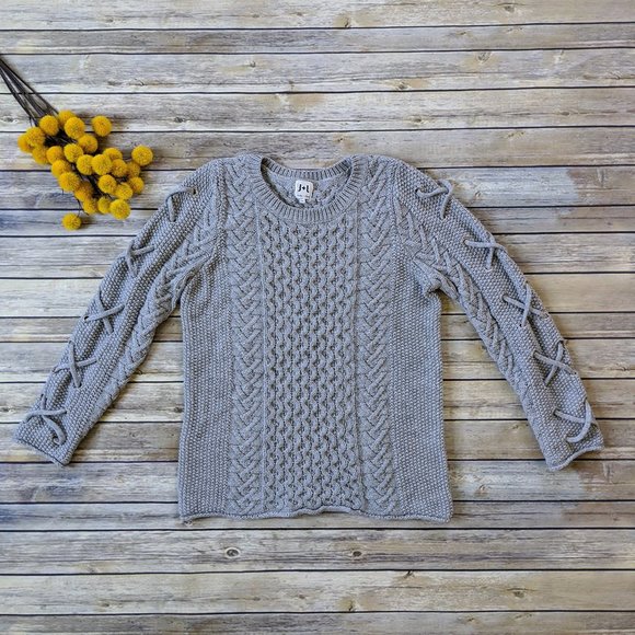 John & Jenn Gray Chunky Knit Crew Sweater - Picture 2 of 10